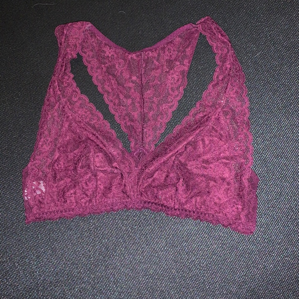Victoria’s Secret bralette. Plum purple. Size M / fits like a Small. Never worn